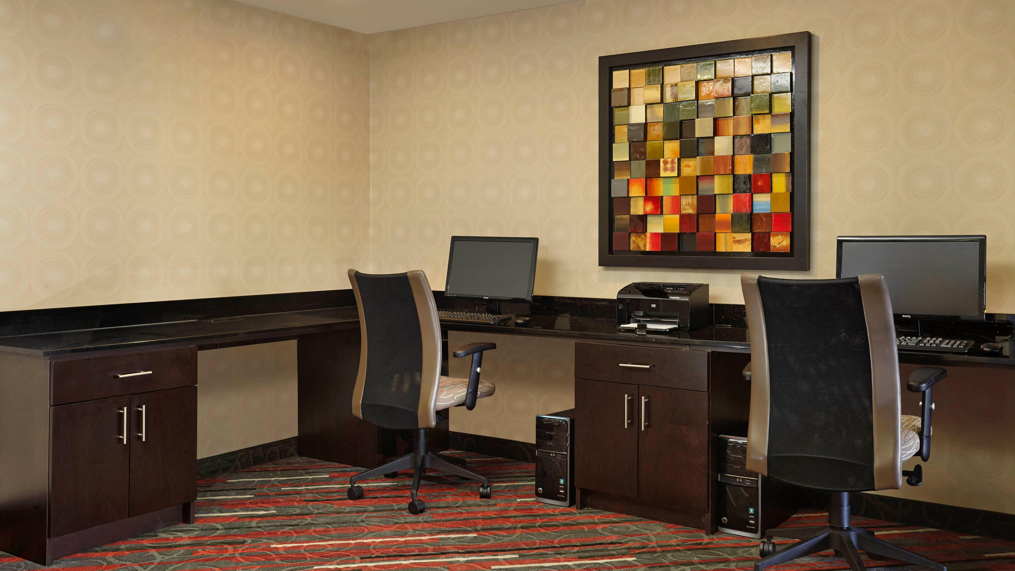 Holiday Inn Express & Suites Naples Downtown - 5Th Avenue By Ihg Dış mekan fotoğraf